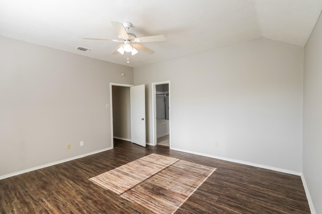 7447 Woodland West Drive - Photo 12