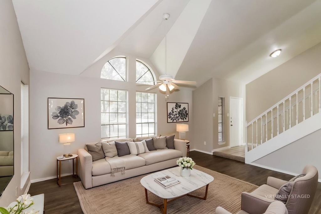 7447 Woodland West Drive - Photo 4