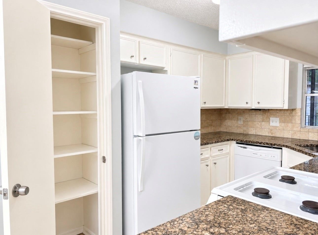 1326 Barrowgate Drive - Photo 18