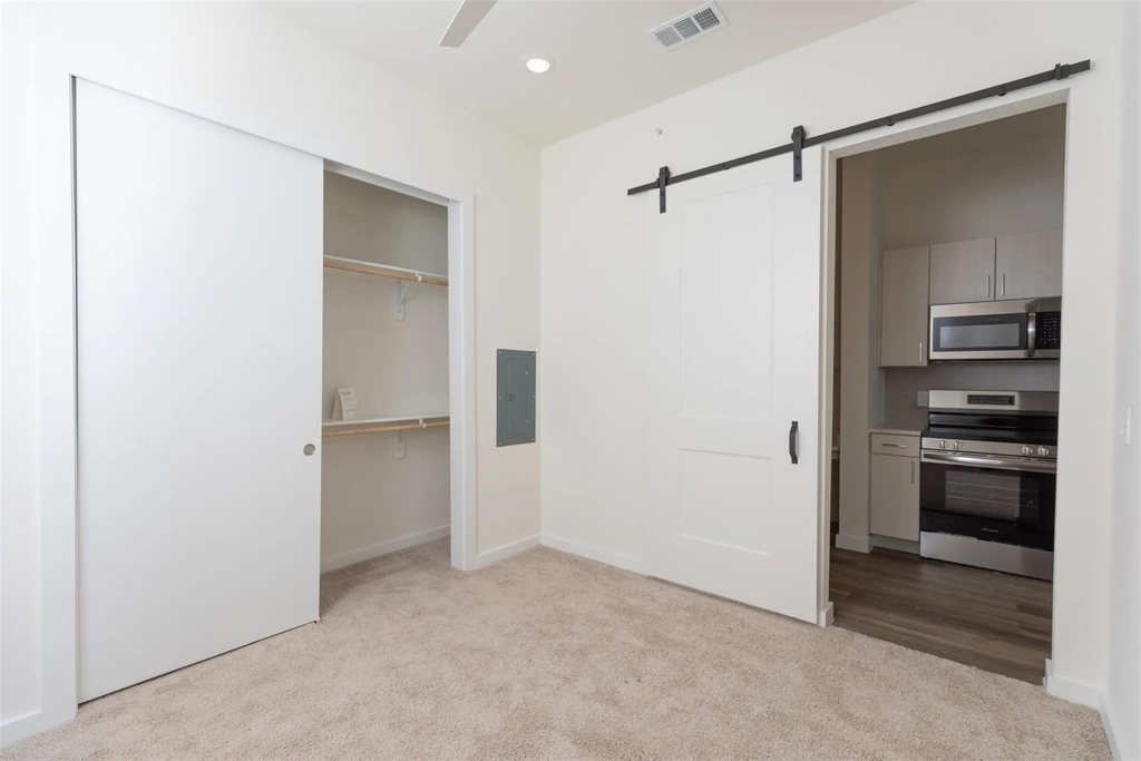 1690 North Loop - Photo 13