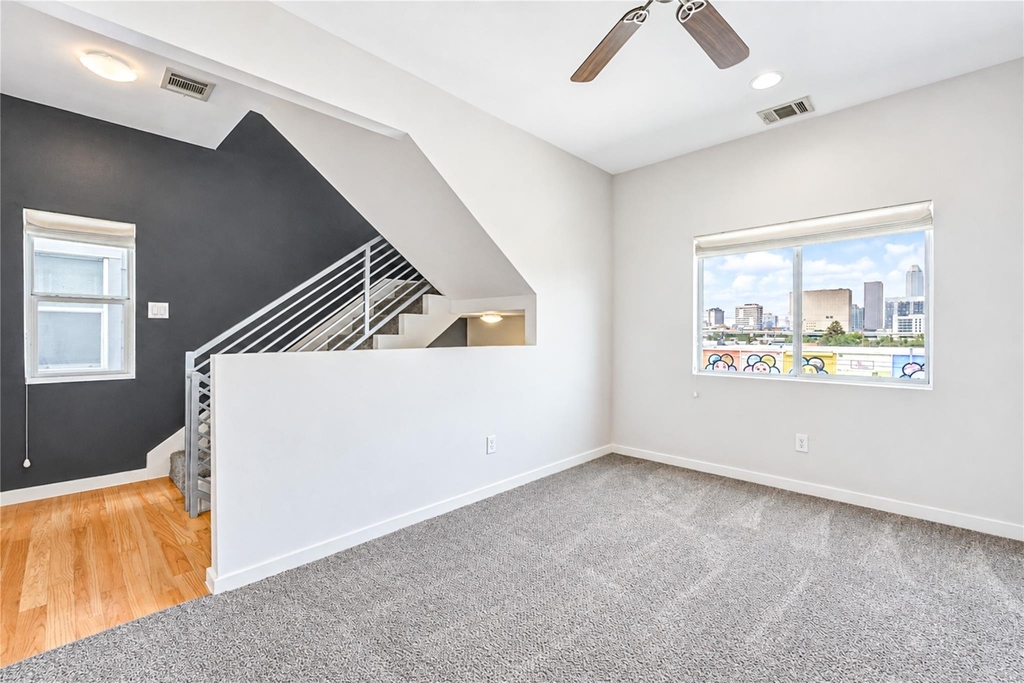 2234 Leeland Street - Photo 8