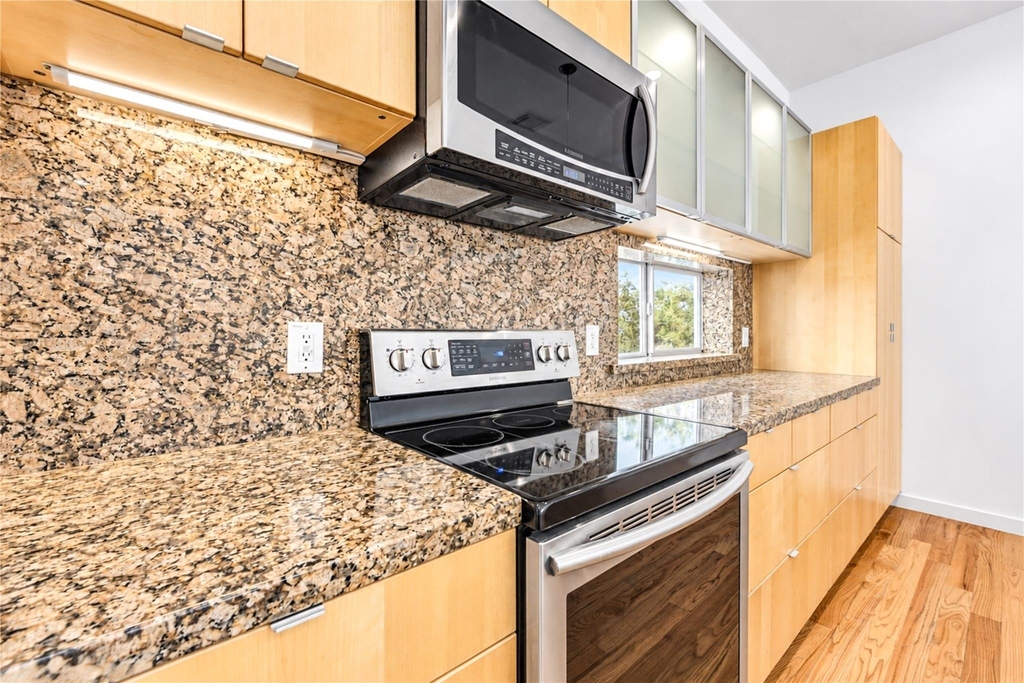 2234 Leeland Street - Photo 37