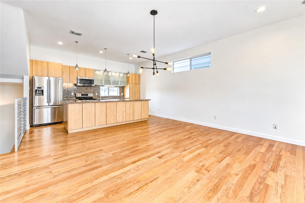2234 Leeland Street - Photo 24