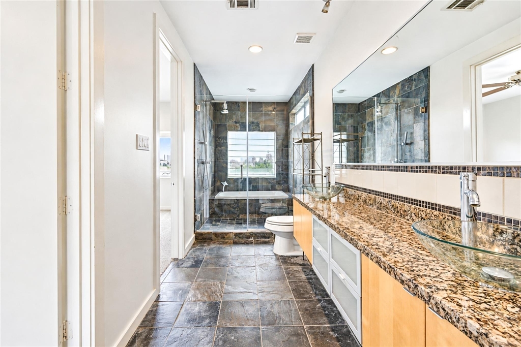 2234 Leeland Street - Photo 12
