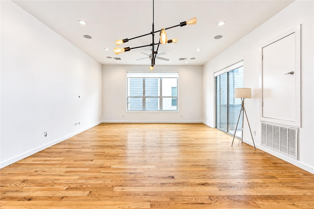 2234 Leeland Street - Photo 22