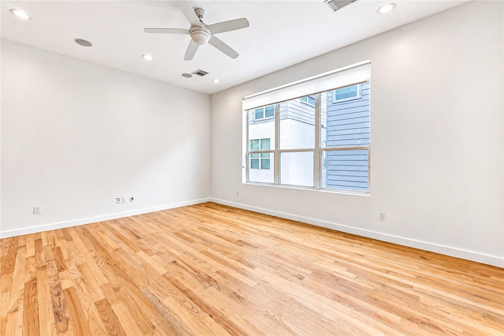 2234 Leeland Street - Photo 25