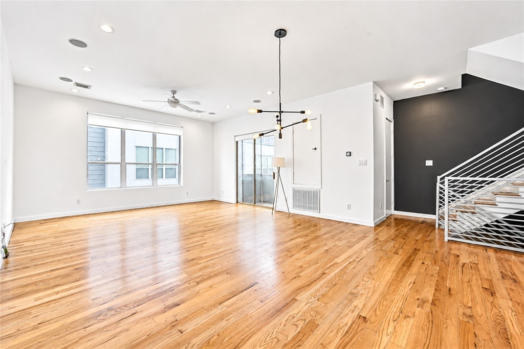 2234 Leeland Street - Photo 21