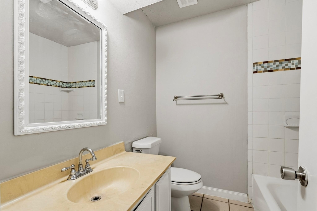 4902 Ridgestone Street - Photo 11