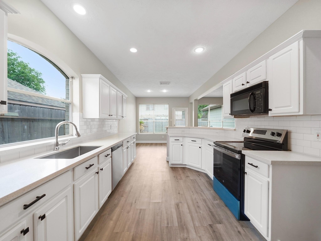 4414 Casey Circle - Photo 2