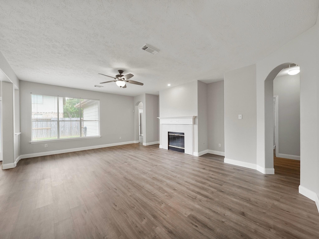 4414 Casey Circle - Photo 5
