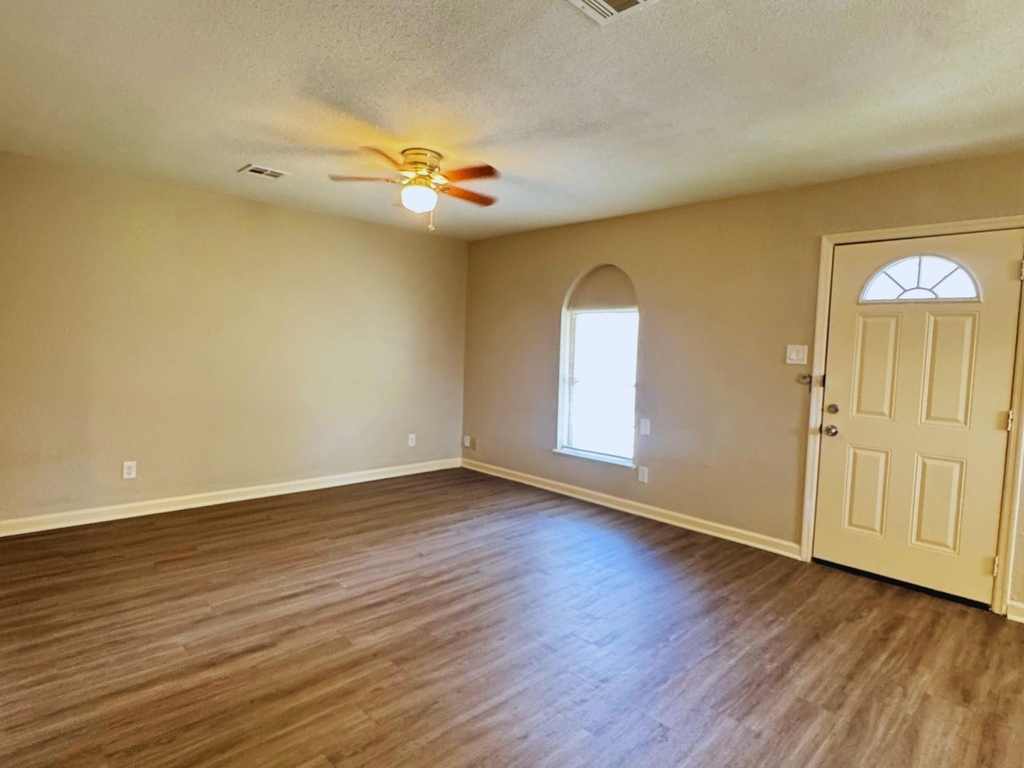 9325 Kentshire Dr - Photo 7