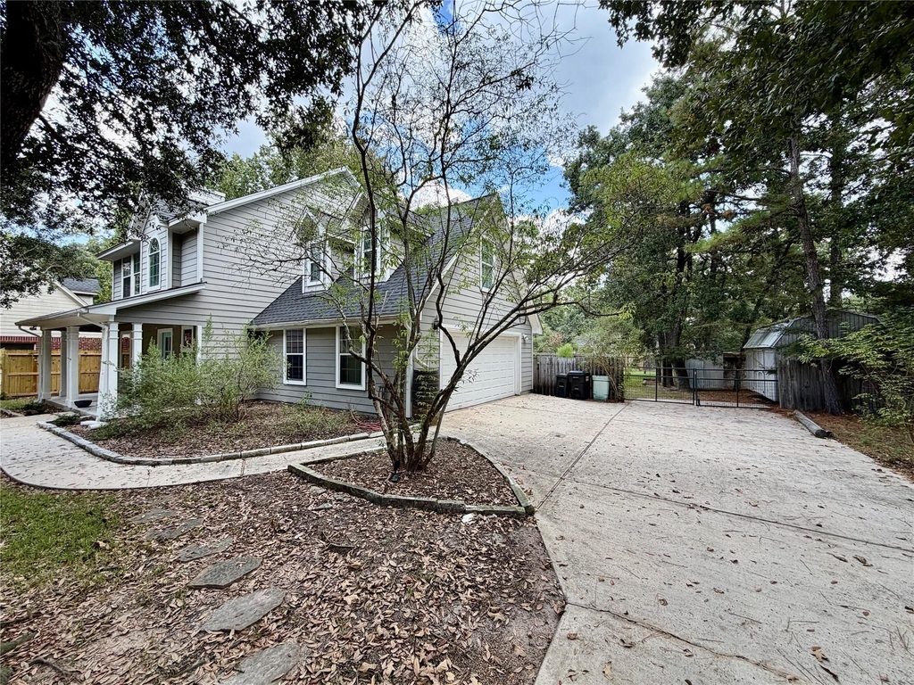22806 Lantana Drive - Photo 2