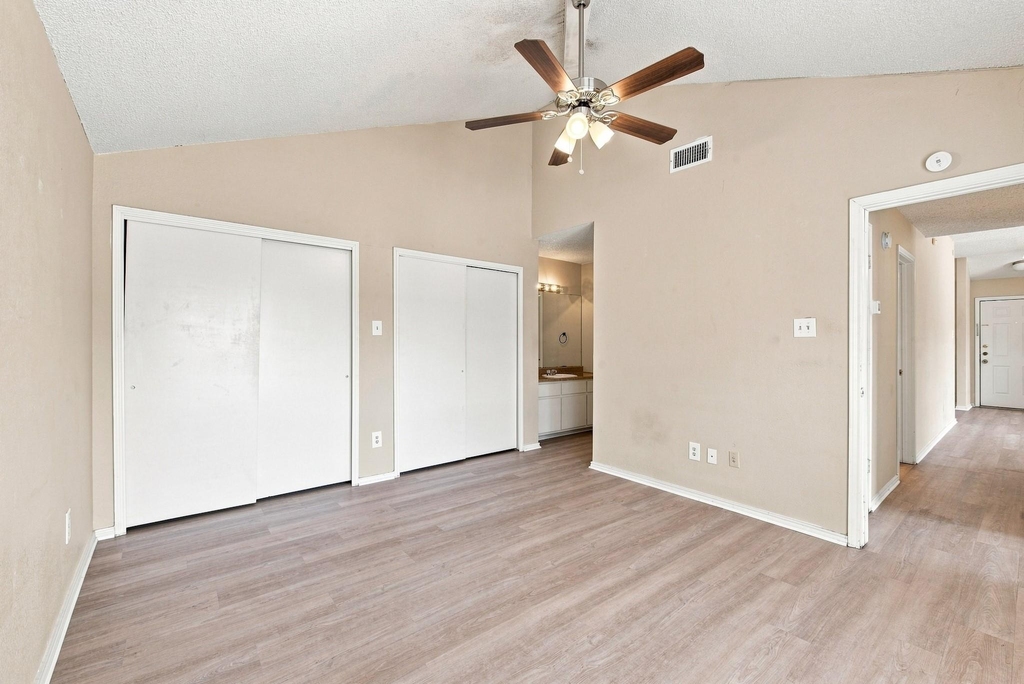 400 Fall Circle - Photo 10