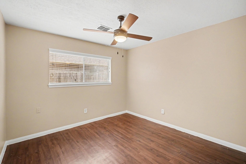 16315 Deer Lick Drive - Photo 17