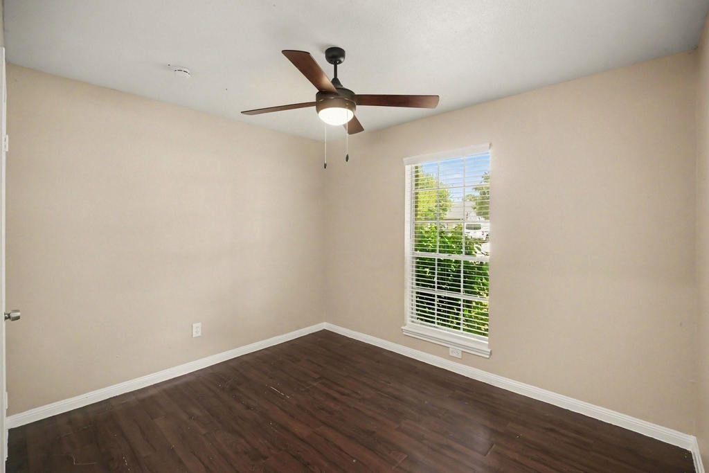 16315 Deer Lick Drive - Photo 15