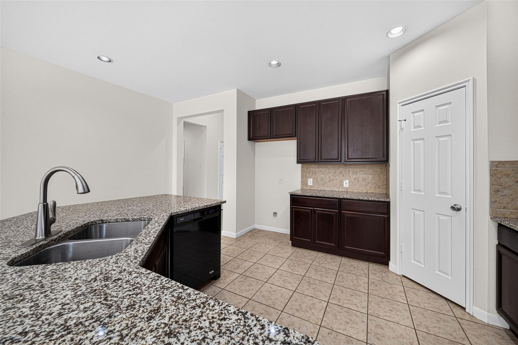 26343 Riley Glen Drive - Photo 22