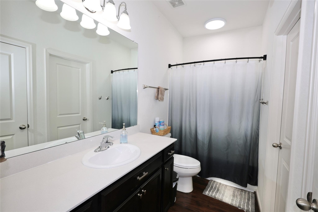 1045 Spindletree Lane - Photo 9