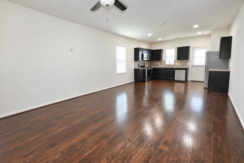 1045 Spindletree Lane - Photo 1