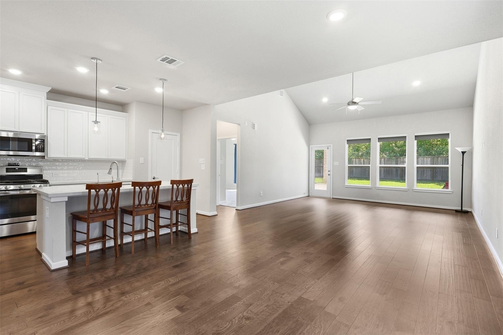 22018 Big Sky Drive - Photo 5
