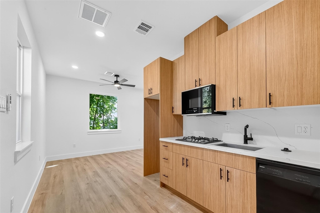 3315 Nettleton Street - Photo 4