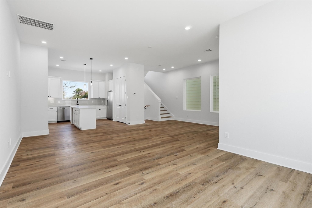 9403 Hammerly Boulevard - Photo 12