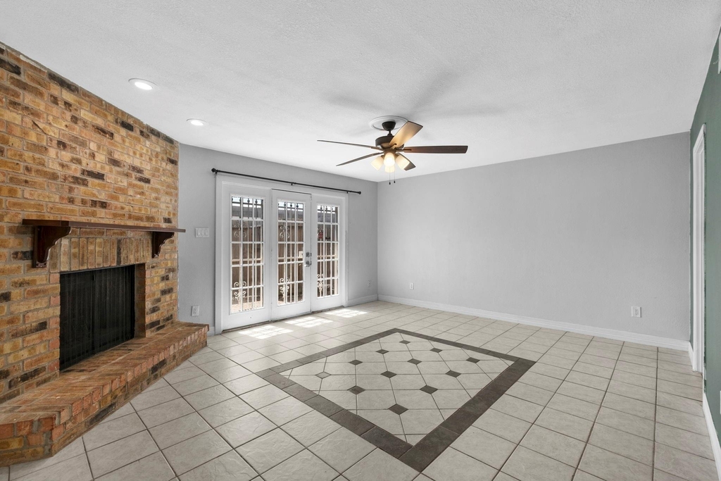10324 Longmont Drive - Photo 4