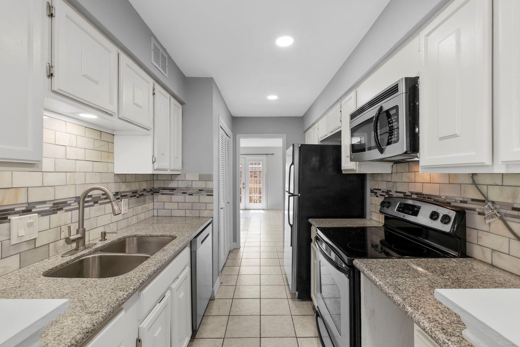 10324 Longmont Drive - Photo 13
