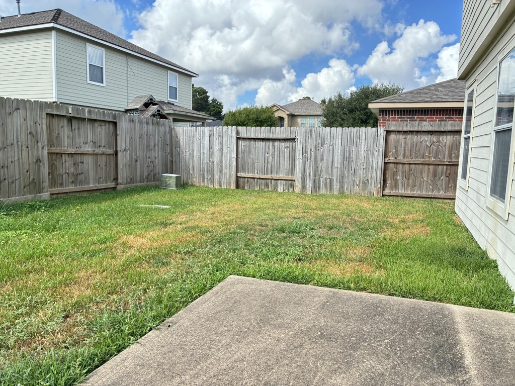 14427 Cellini Drive - Photo 32