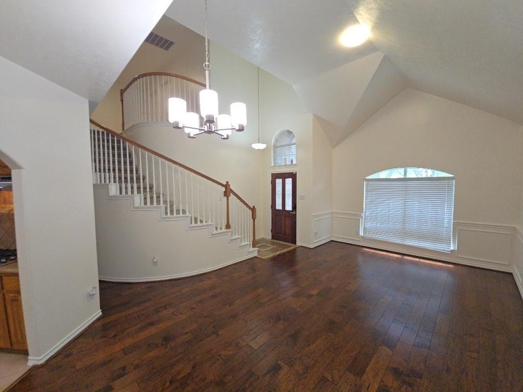 16514 Bluff Springs Drive - Photo 3