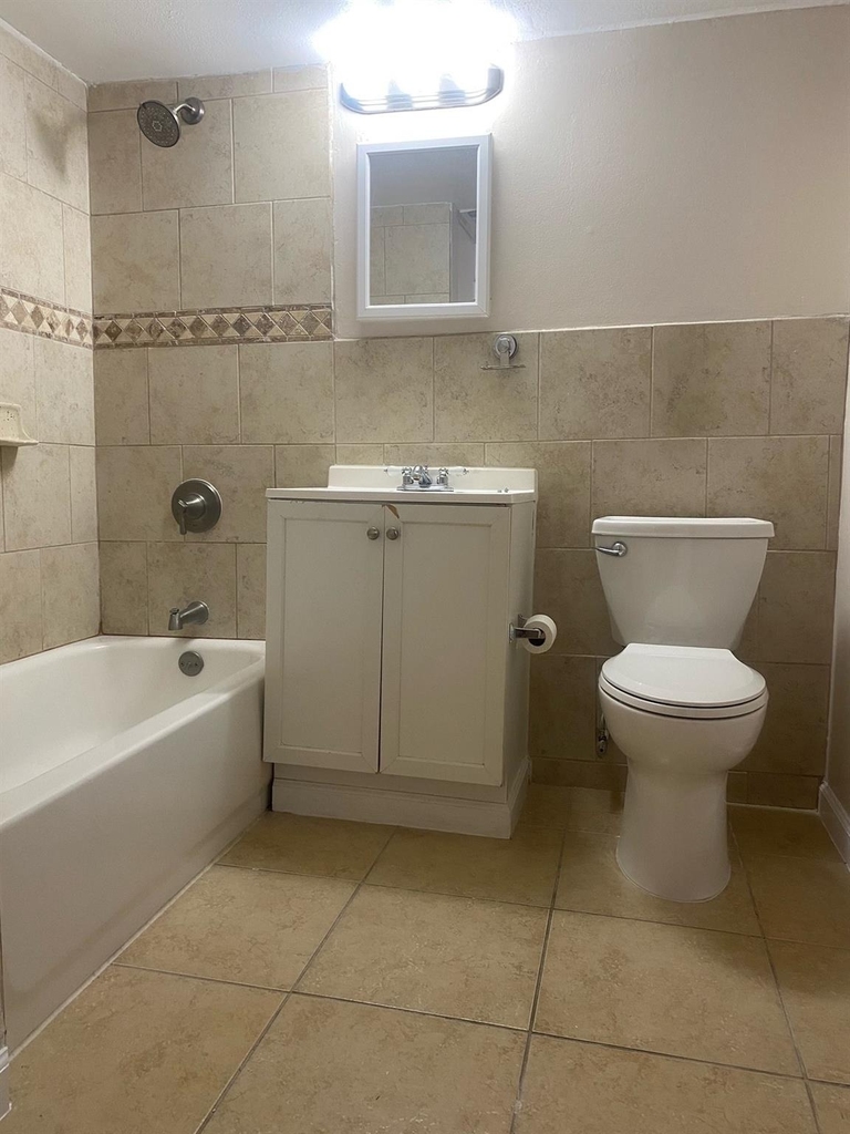5353 Richmond Avenue - Photo 5