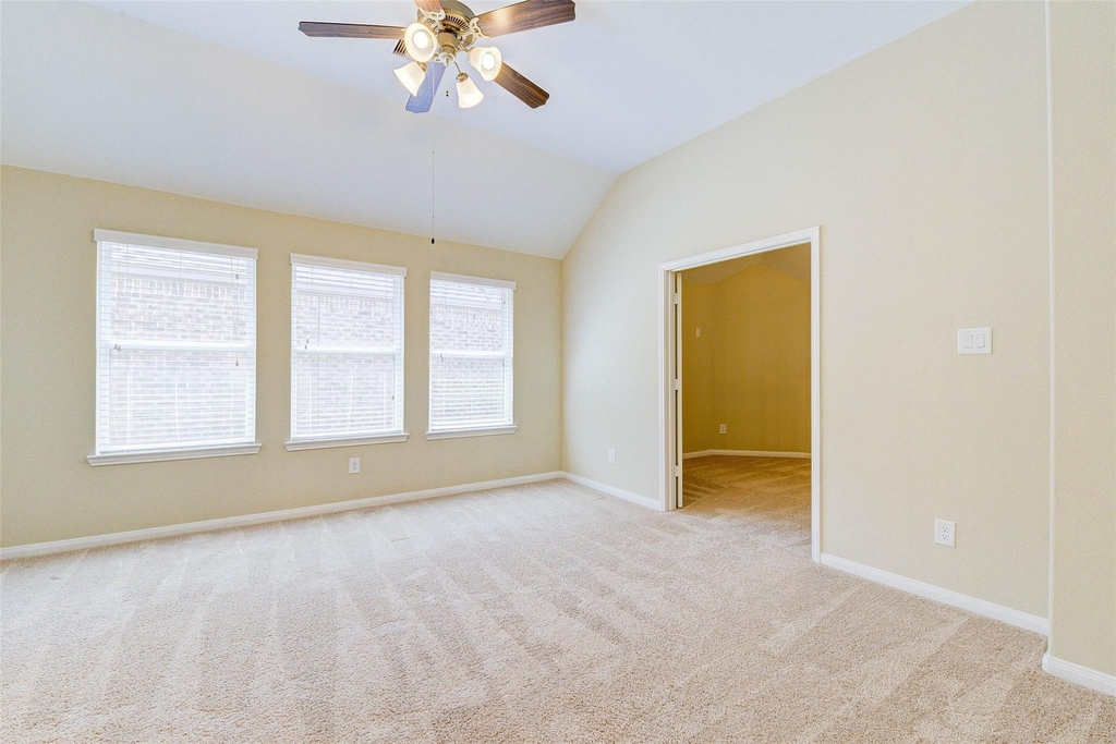 4022 Steep Woods Drive - Photo 21