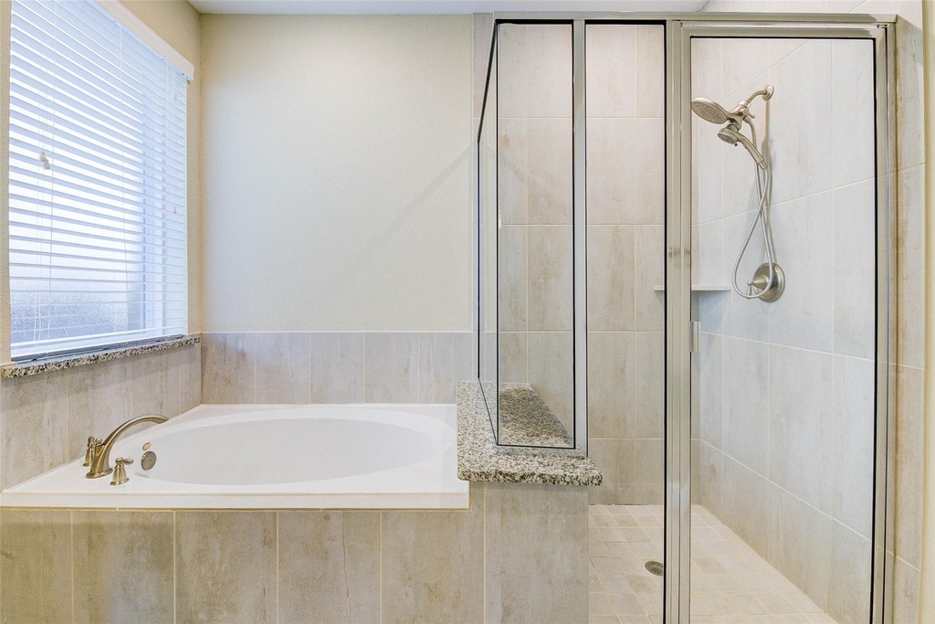 4022 Steep Woods Drive - Photo 14