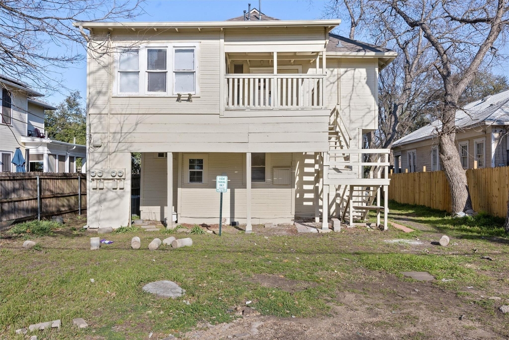 715 Porter Street - Photo 12