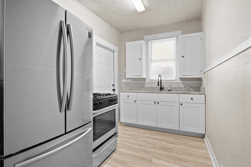 715 Porter Street - Photo 9
