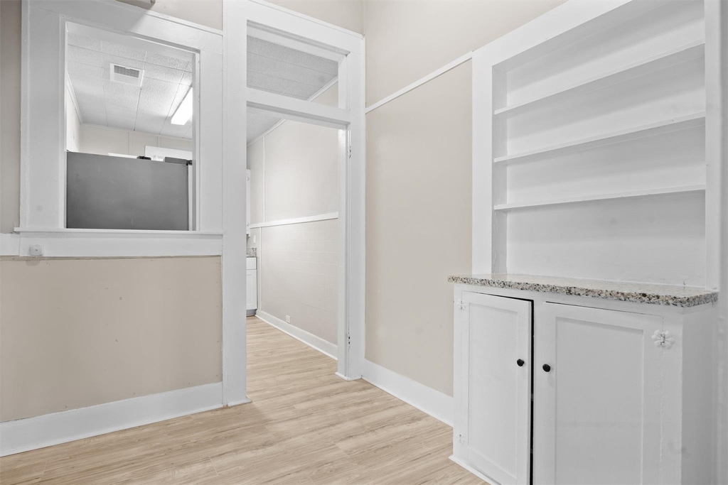 715 Porter Street - Photo 6