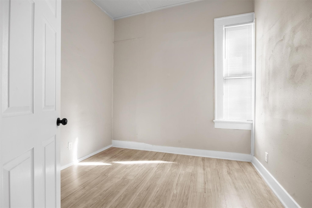 715 Porter Street - Photo 5