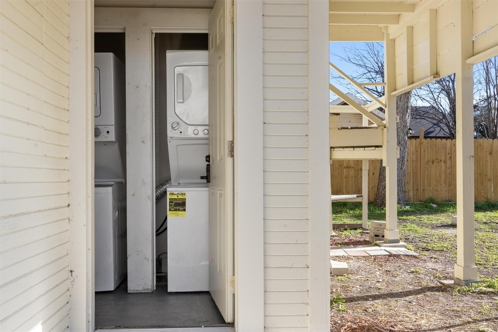 715 Porter Street - Photo 14