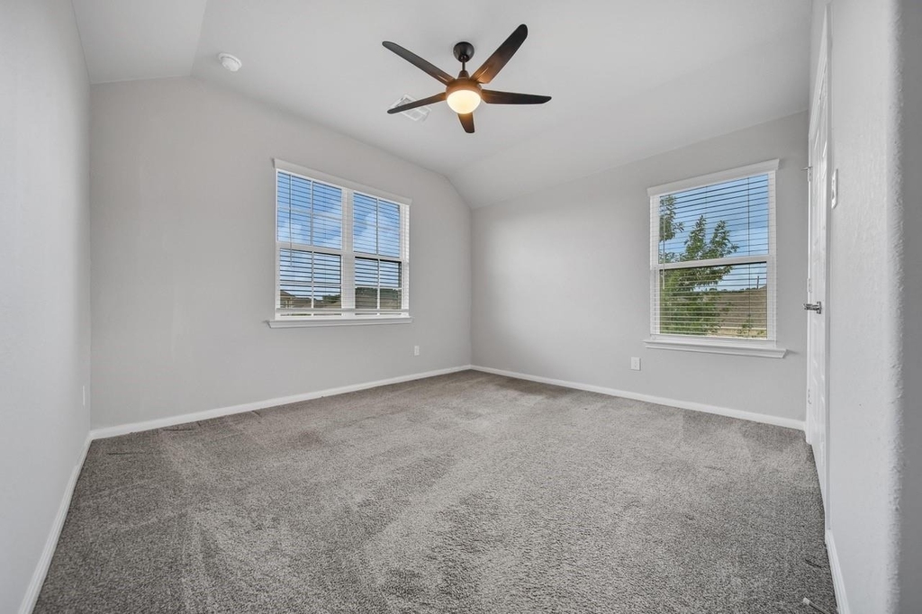 19234 Red Cascade Court - Photo 34