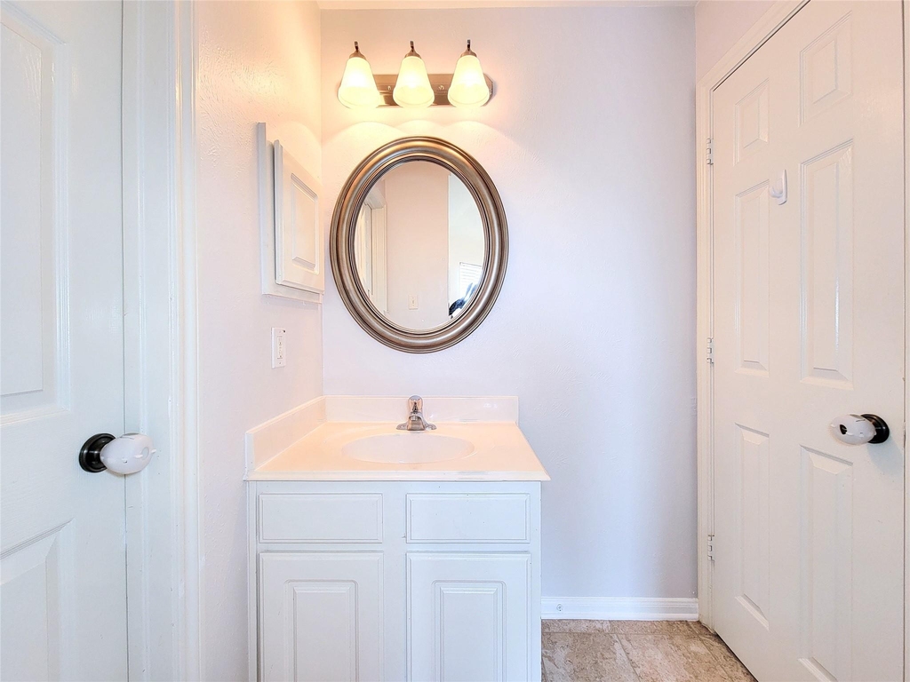 17715 Laguna Trail Drive - Photo 37
