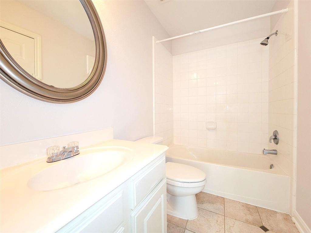 17715 Laguna Trail Drive - Photo 33