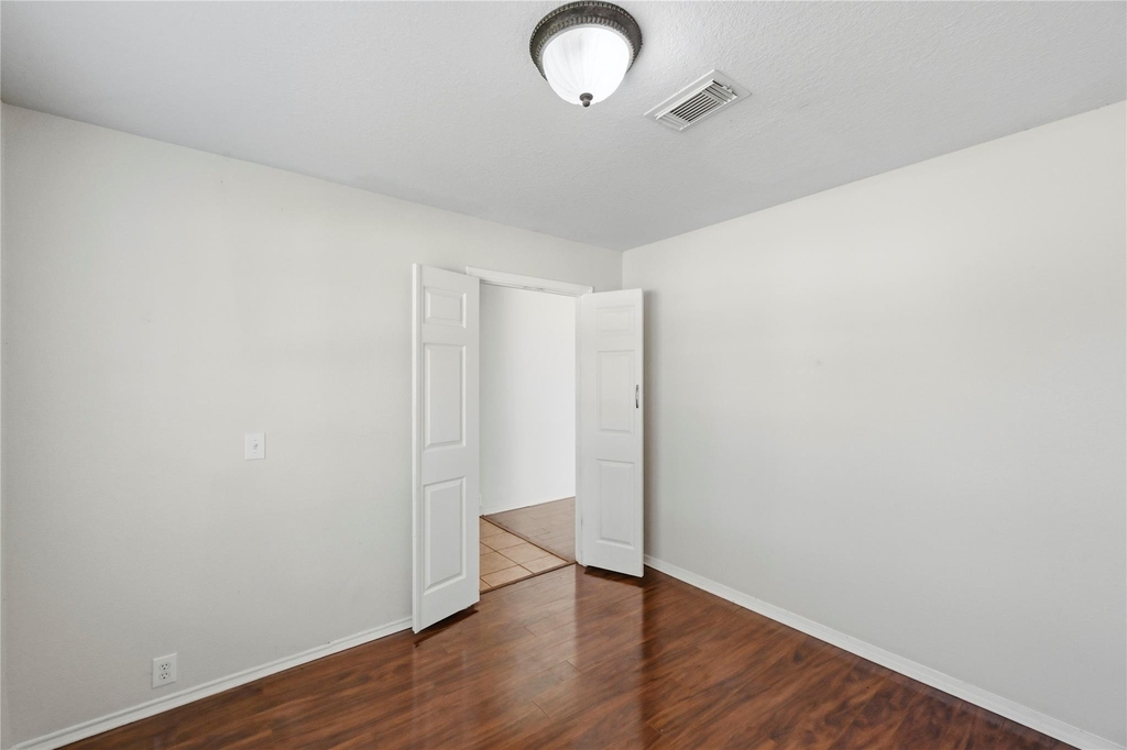 14954 Sugar Sands Drive - Photo 4