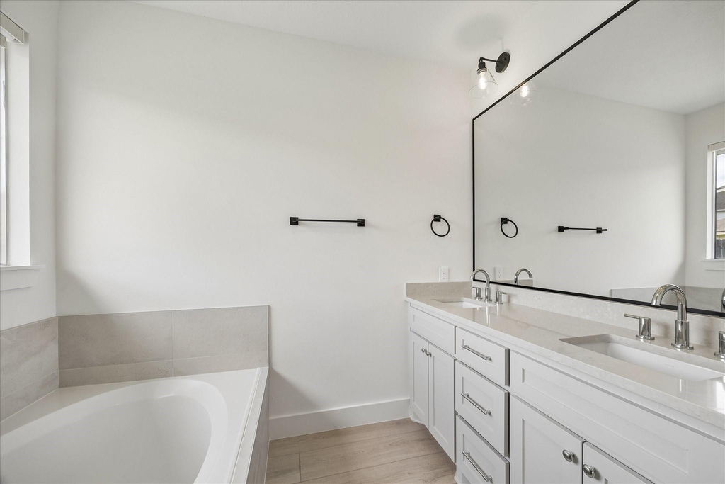 4823 Jaymar Drive - Photo 10