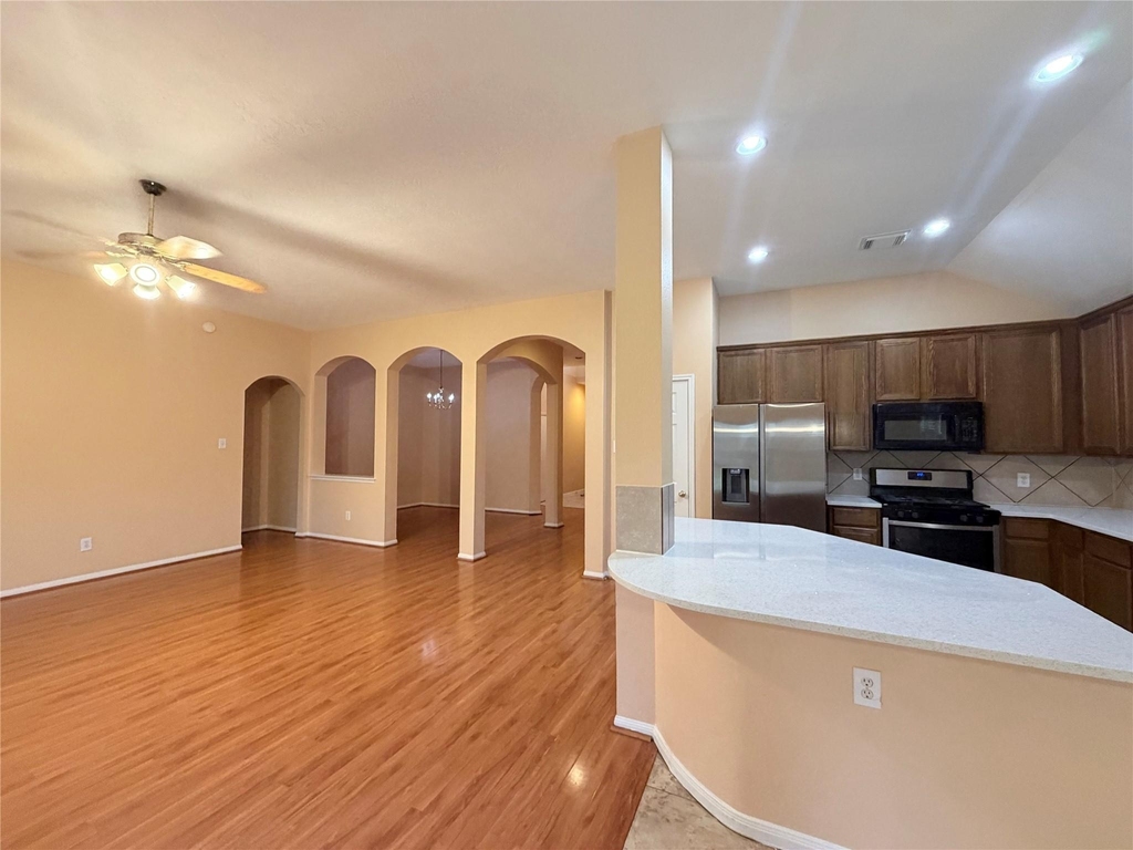 20506 Rainstone Court - Photo 11