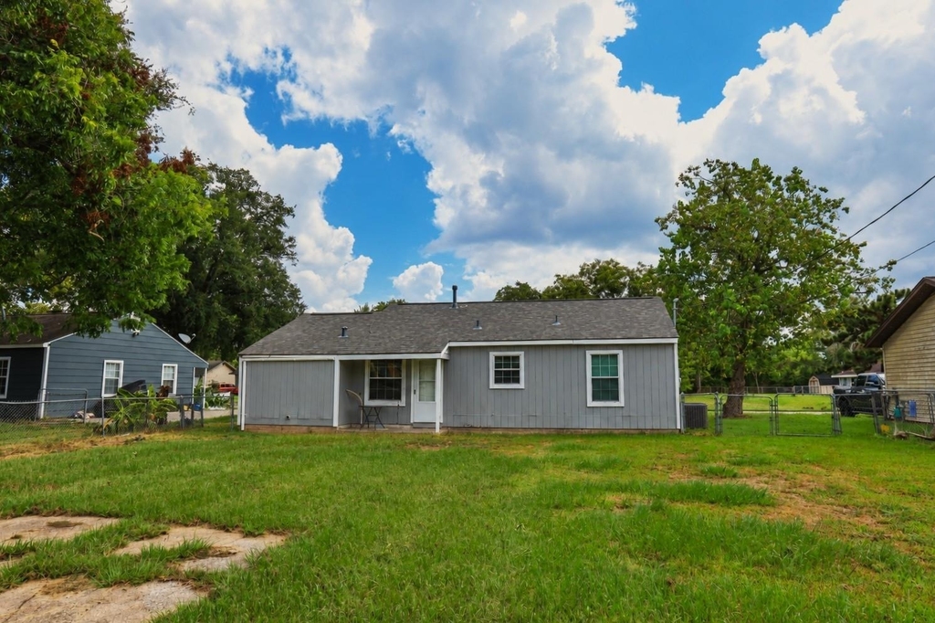 127 Holly Street - Photo 7