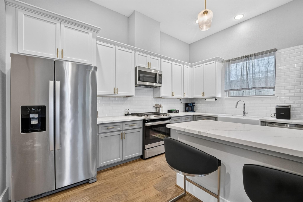 803 Thornton Road - Photo 11