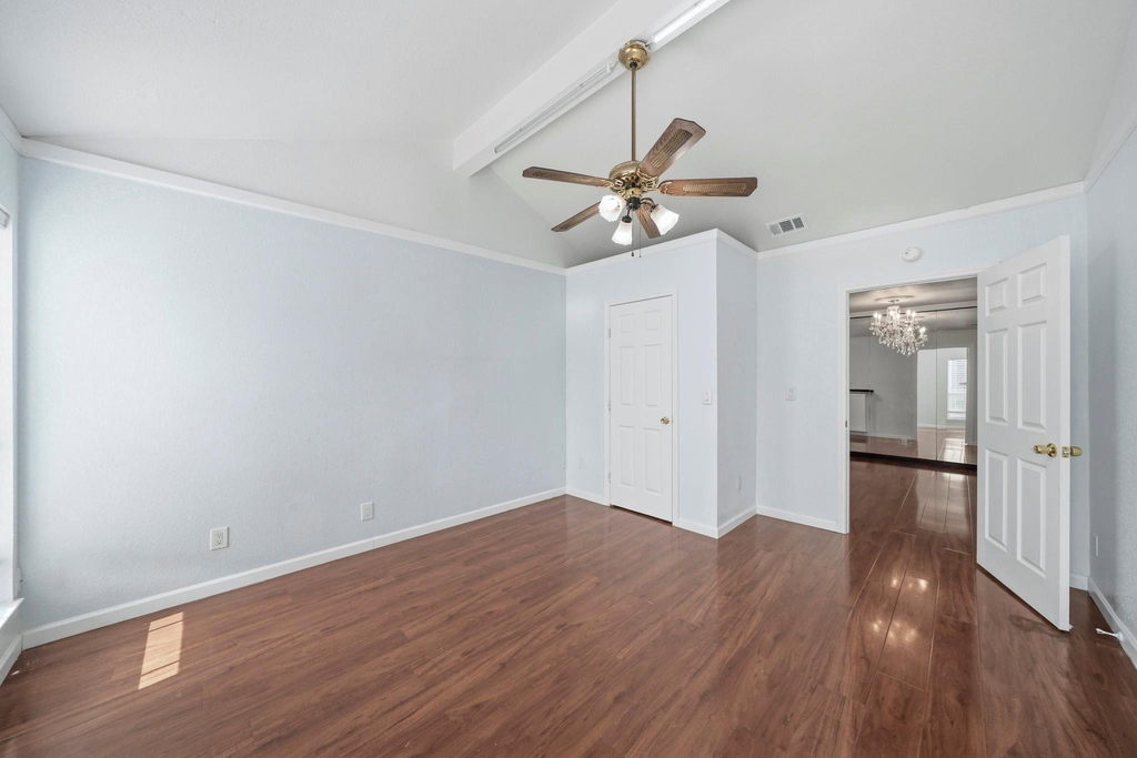 10211 Sugar Branch Drive - Photo 15
