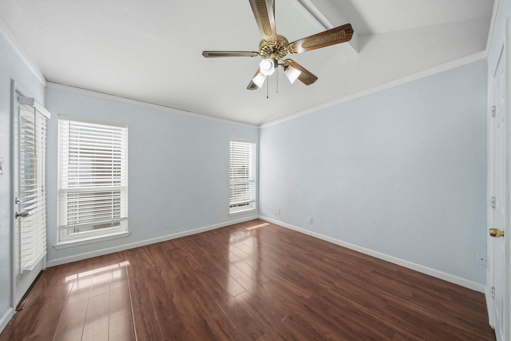 10211 Sugar Branch Drive - Photo 14