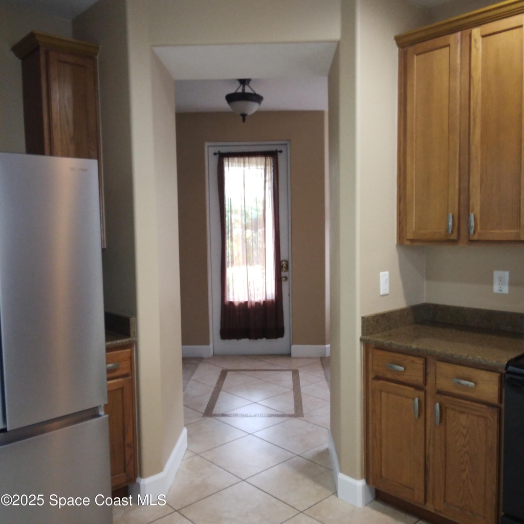 2552 Glenridge Circle - Photo 5