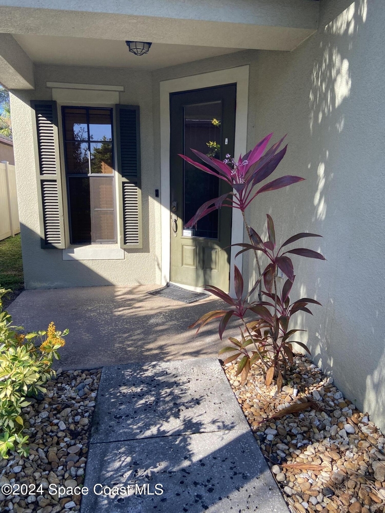 2552 Glenridge Circle - Photo 3