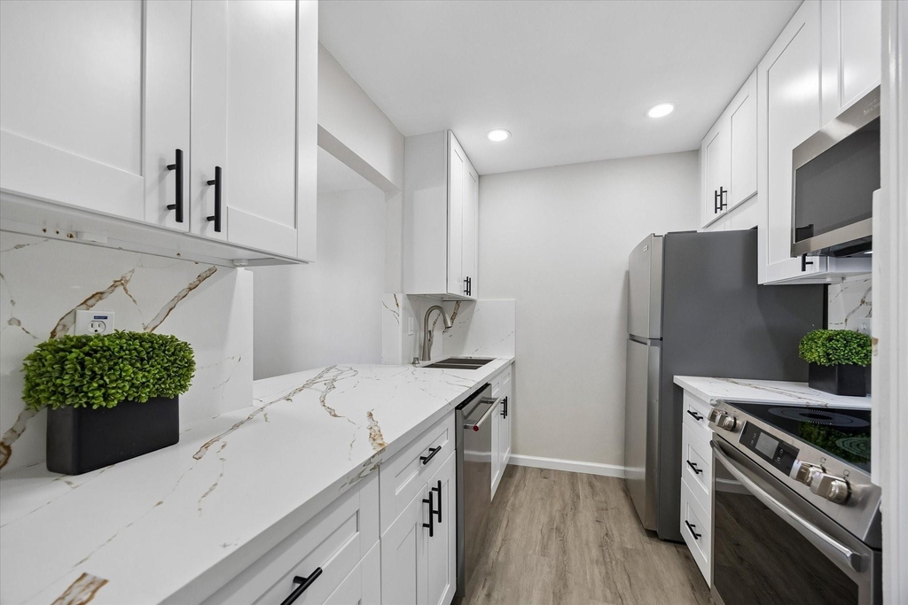 8939 Gaylord Street - Photo 8